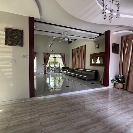Nurbayu Chalet, Kemaman Kuantan Zewnętrze zdjęcie