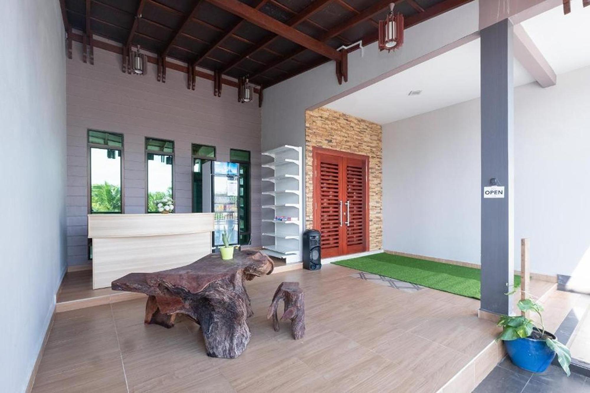 Nurbayu Chalet, Kemaman Kuantan Zewnętrze zdjęcie
