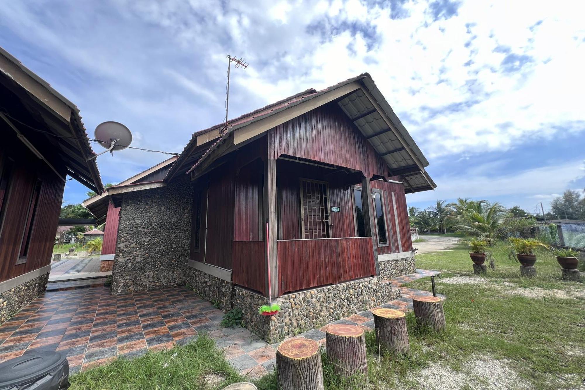 Nurbayu Chalet, Kemaman Kuantan Zewnętrze zdjęcie