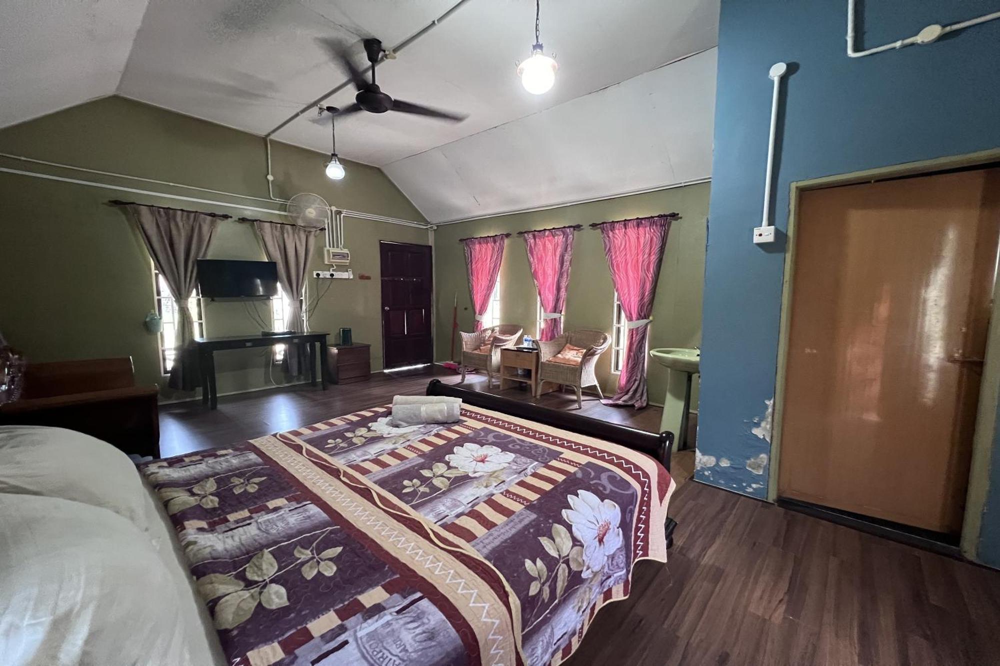 Nurbayu Chalet, Kemaman Kuantan Zewnętrze zdjęcie