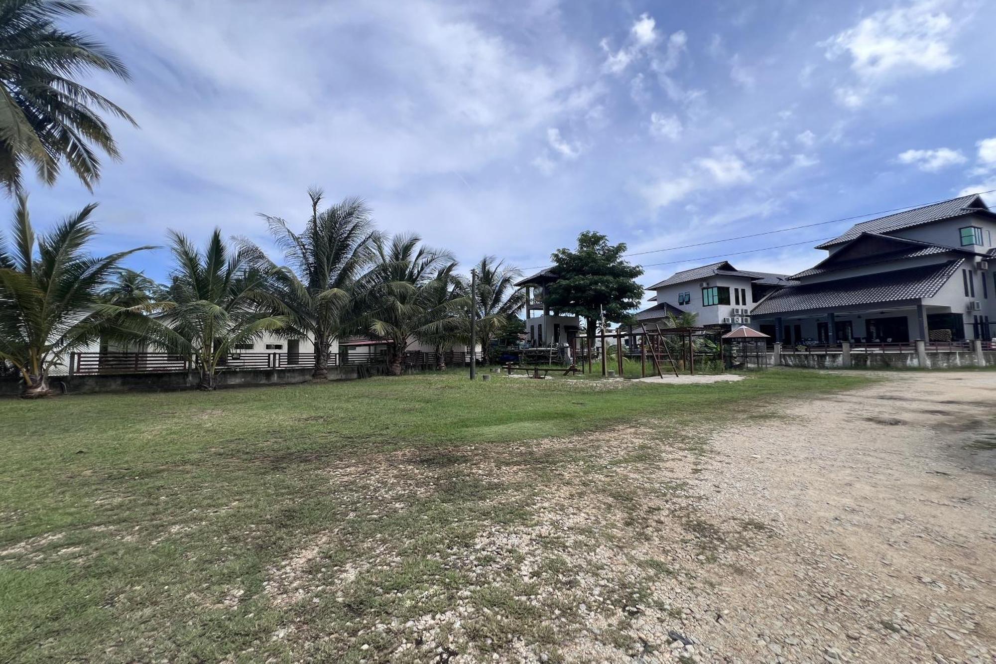 Nurbayu Chalet, Kemaman Kuantan Zewnętrze zdjęcie