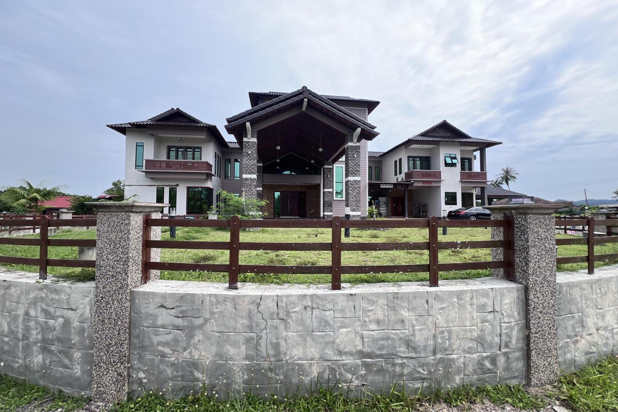Nurbayu Chalet, Kemaman Kuantan Zewnętrze zdjęcie