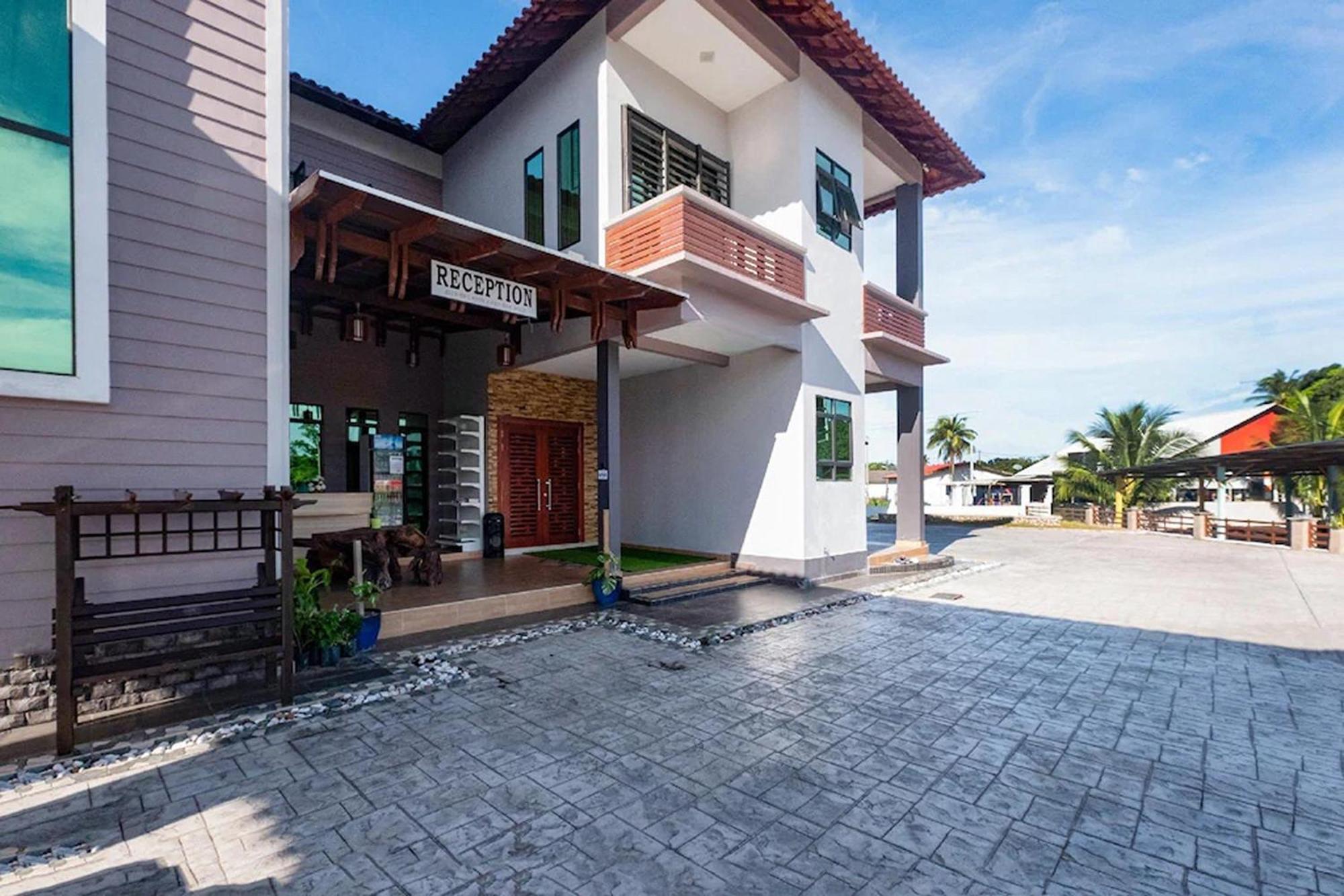 Nurbayu Chalet, Kemaman Kuantan Zewnętrze zdjęcie